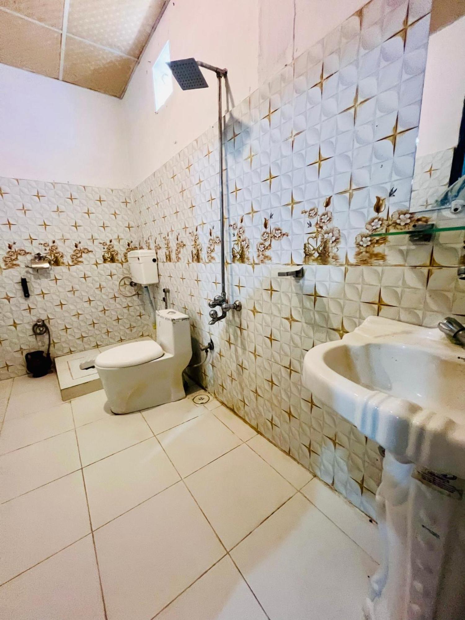 Relax Cottages & Resort Kalam Ngoại thất bức ảnh