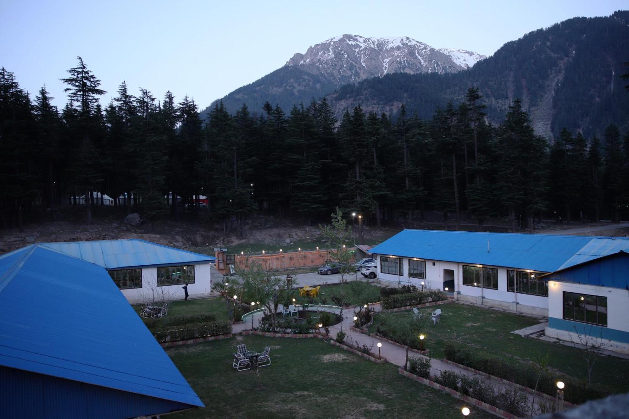 Relax Cottages & Resort Kalam Ngoại thất bức ảnh